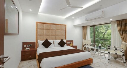 Manas Resort with Petting Zoo Room Type - Macaw Villa