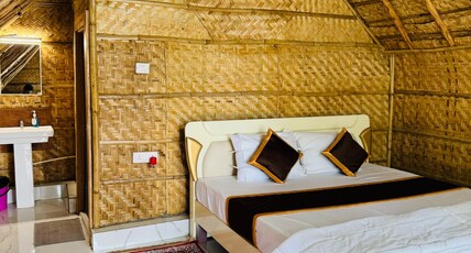 Tamarind Tree Way Side Amenities Hampi Room Type - AC DELUXE ROOM