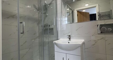 Best Western Northfields Ealing Hotel Room Type - 1 King Bed, Non-Smoking, Standard Room