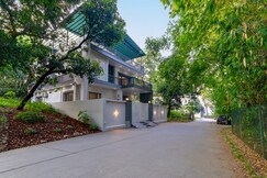 Address of Everest Green
