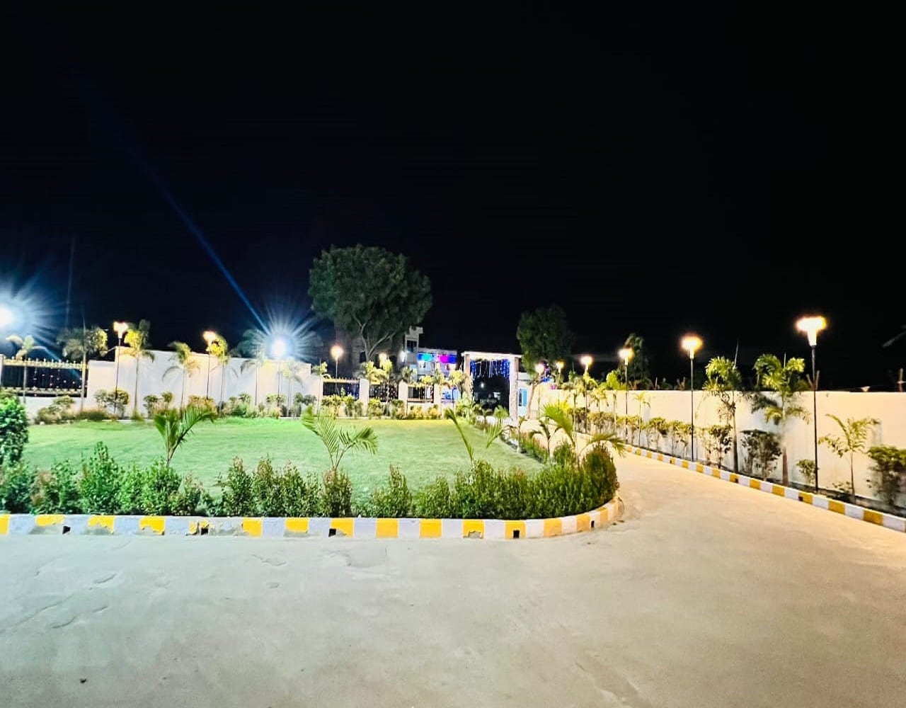 SITA VATIKA RESORTS - Tap to explore photos