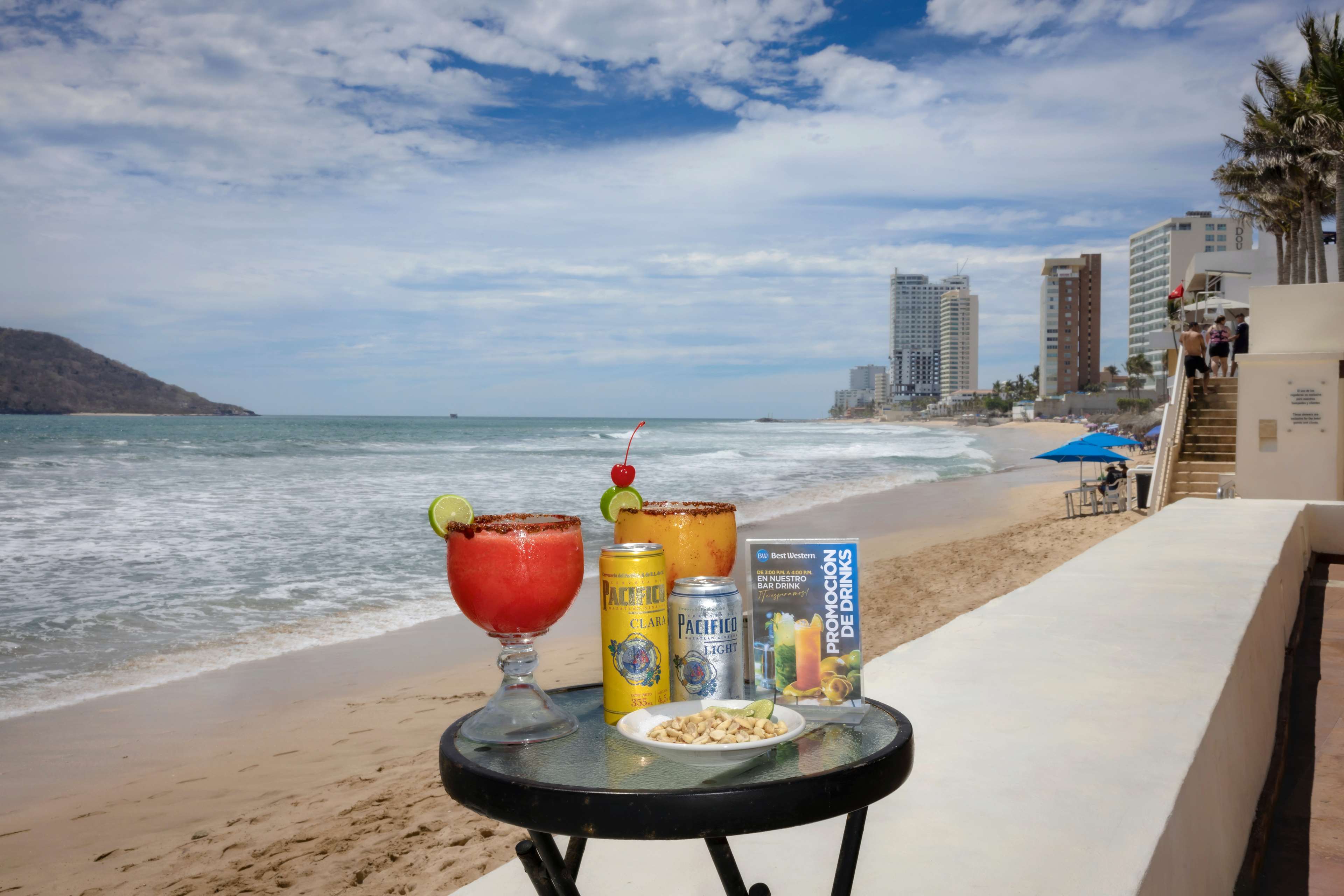 Best Western Hotel Posada Freeman Zona Dorada - Tap to explore photos