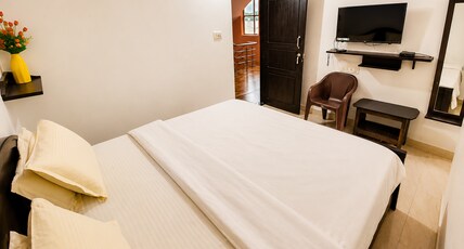 Vijaya Vilas Room Type - Deluxe Ac Room