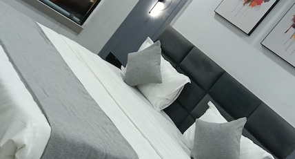 Hotel HR Gold Room Type - Honeymoon Suite with Air Conditioning Hotel HR Gold Room Type - Honeymoon Suite with Air Conditioning