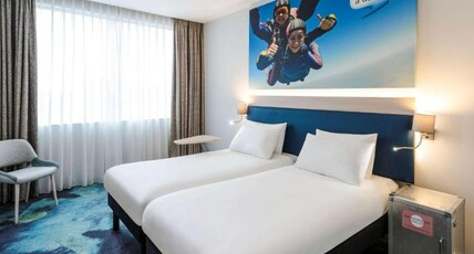IBIS STYLES LONDON HEATHROW Room Type - The Duet