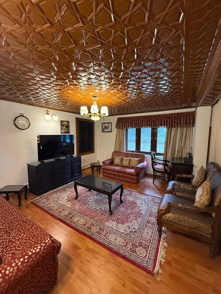 Posh Pavilion - Entire 7BHK Luxury Villa - Tap to explore photos