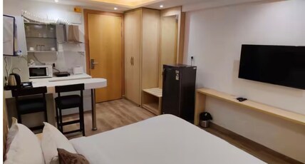 Crown Studio Apartment with pool Room Type - Crown