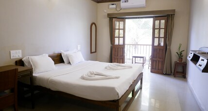 Ashvem Beach Inn. Room Type - Deluxe Room with Balcony