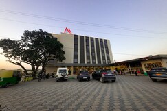 HOTEL REBARI RETREAT AND RESTAURANT