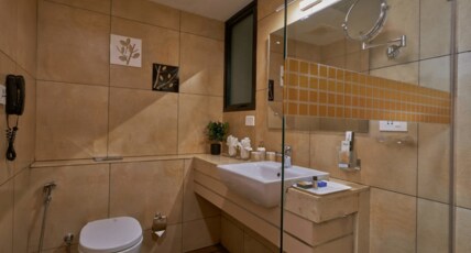 SFS Homebridge Pyramid Room Type - One Bedroom Suite AC