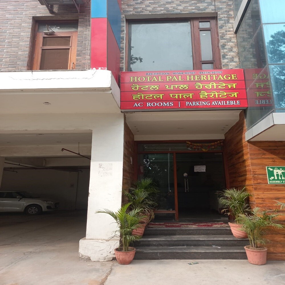 Main gallery