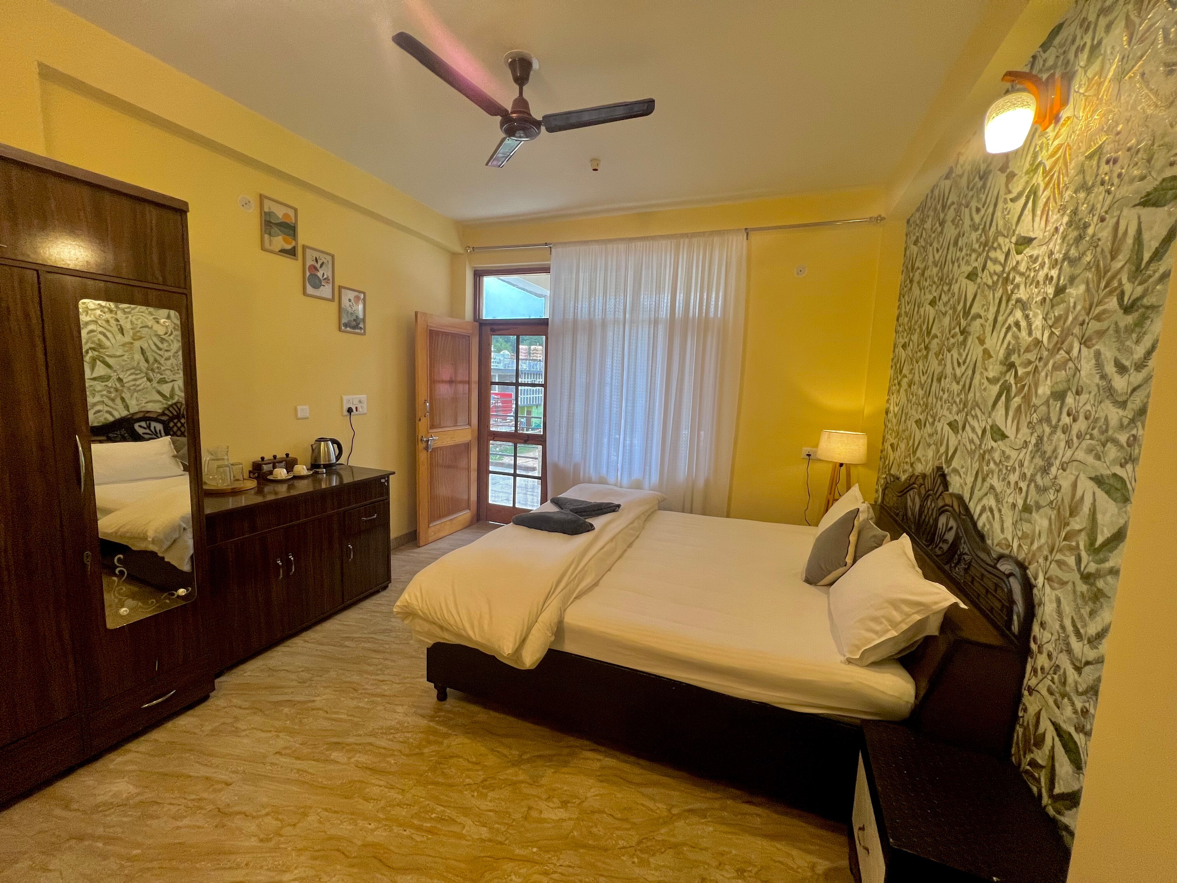 Himalyan homes - Tap to explore photos