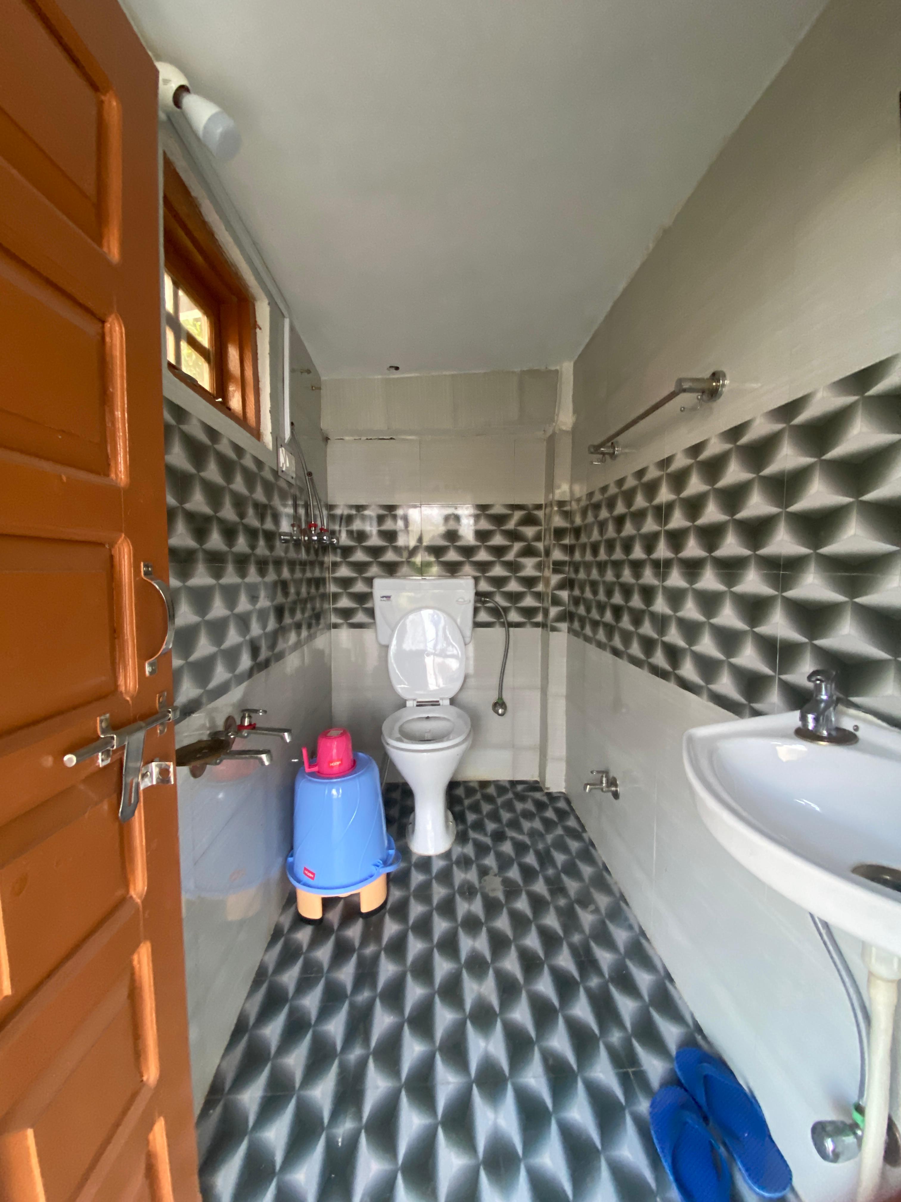Gautam Ashiyana Homestay - Tap to explore photos