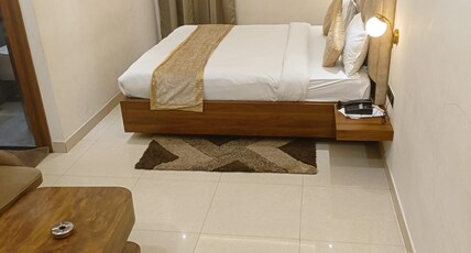 HOTEL LAWANG SIGNAGE Room Type - PREMIUM DELUXE