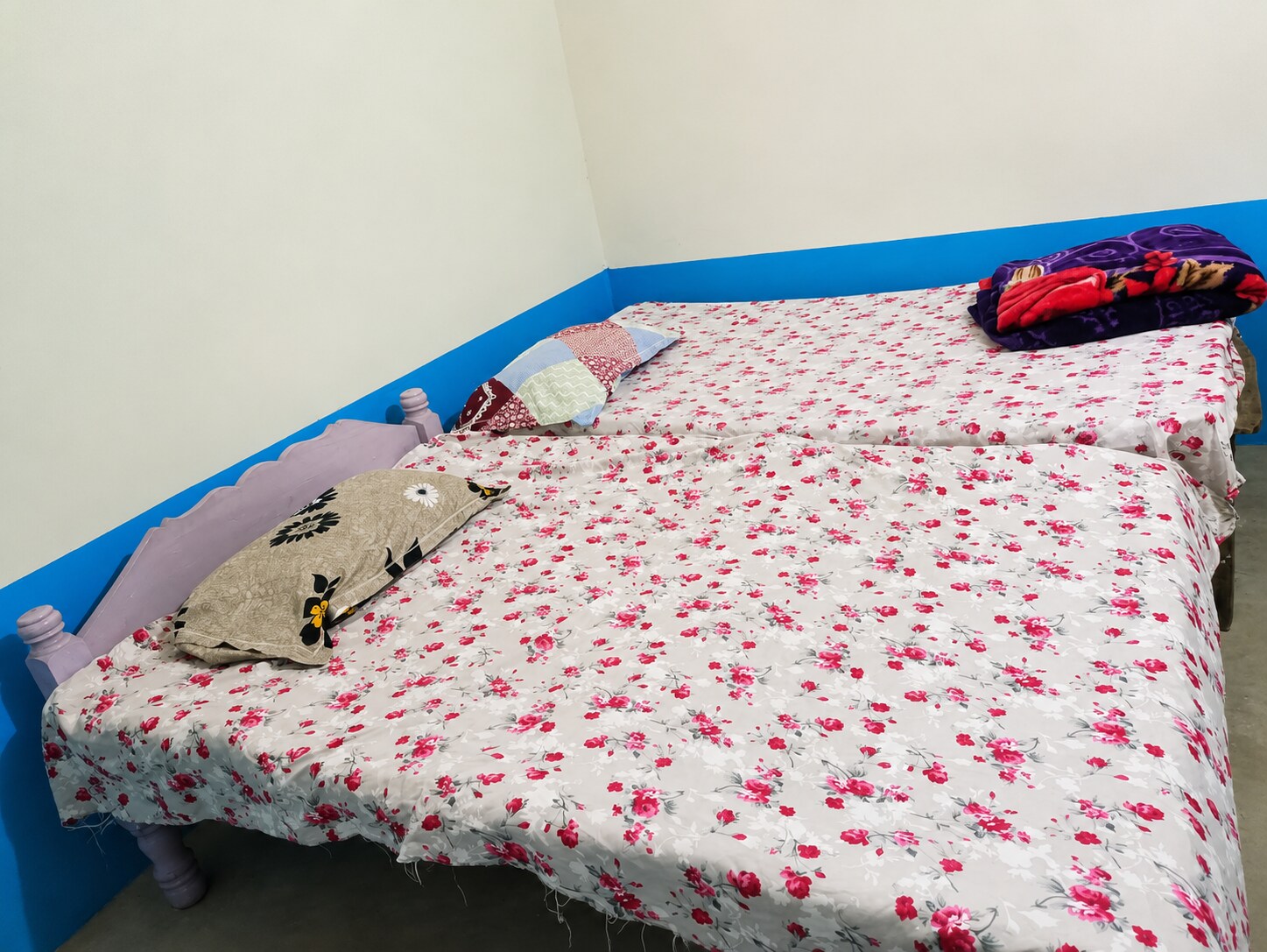 Mahadev Guest House - Tap to explore photos