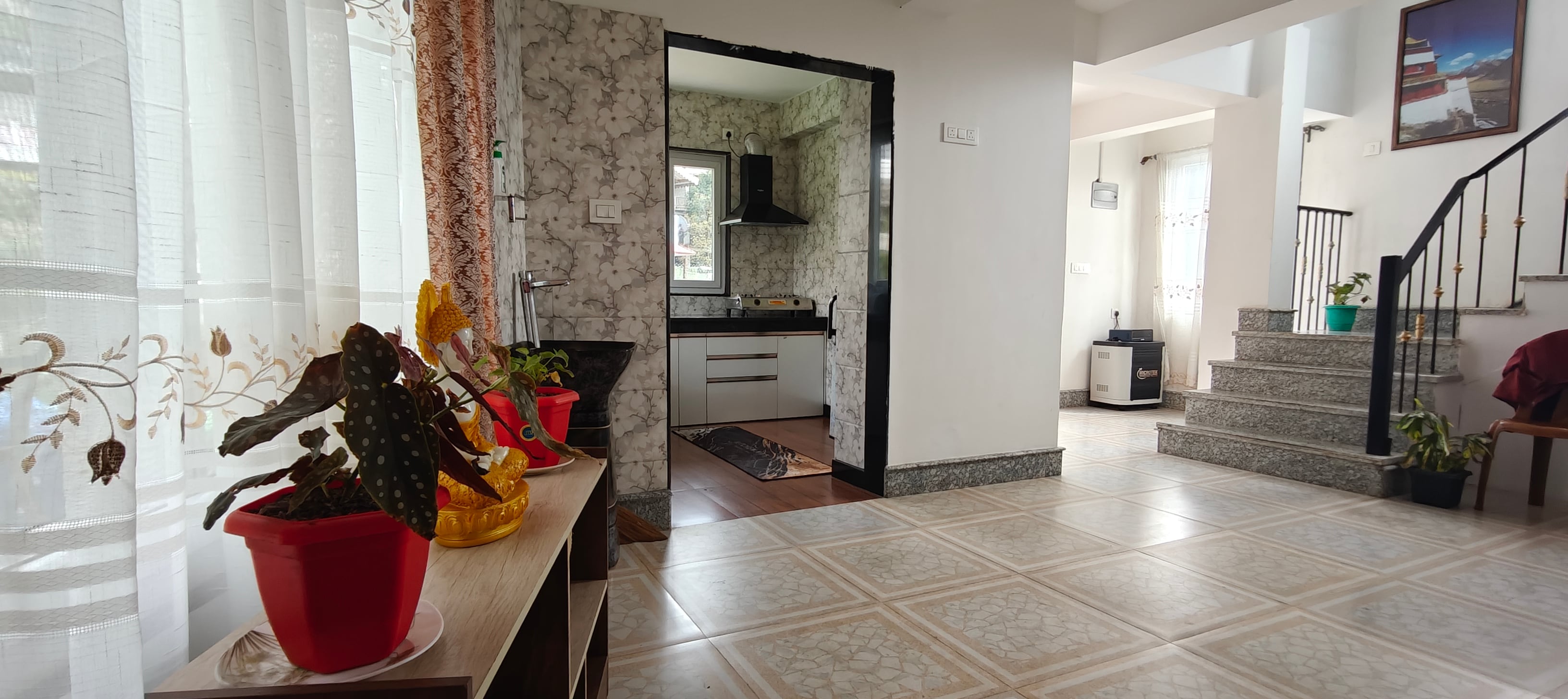 The Breeze Homestay Darjeeling - Tap to explore photos