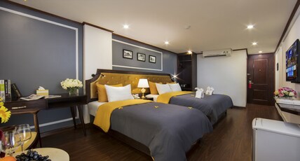 Mayflower Hotel Hanoi Room Type - Family Room City View