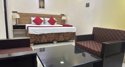 SMJ GRAND HOTEL - MELMARUVATHUR Room Type - Executive Ac Room