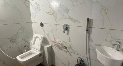 Jogi Homestay Room Type - Four bad room 1