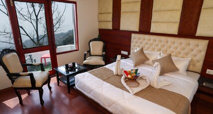 The Blues Hotel Forest View Room Type - Club Room with Balcony