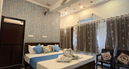 Hotel Shiv Palace Udaipur Room Type - standard Double Room