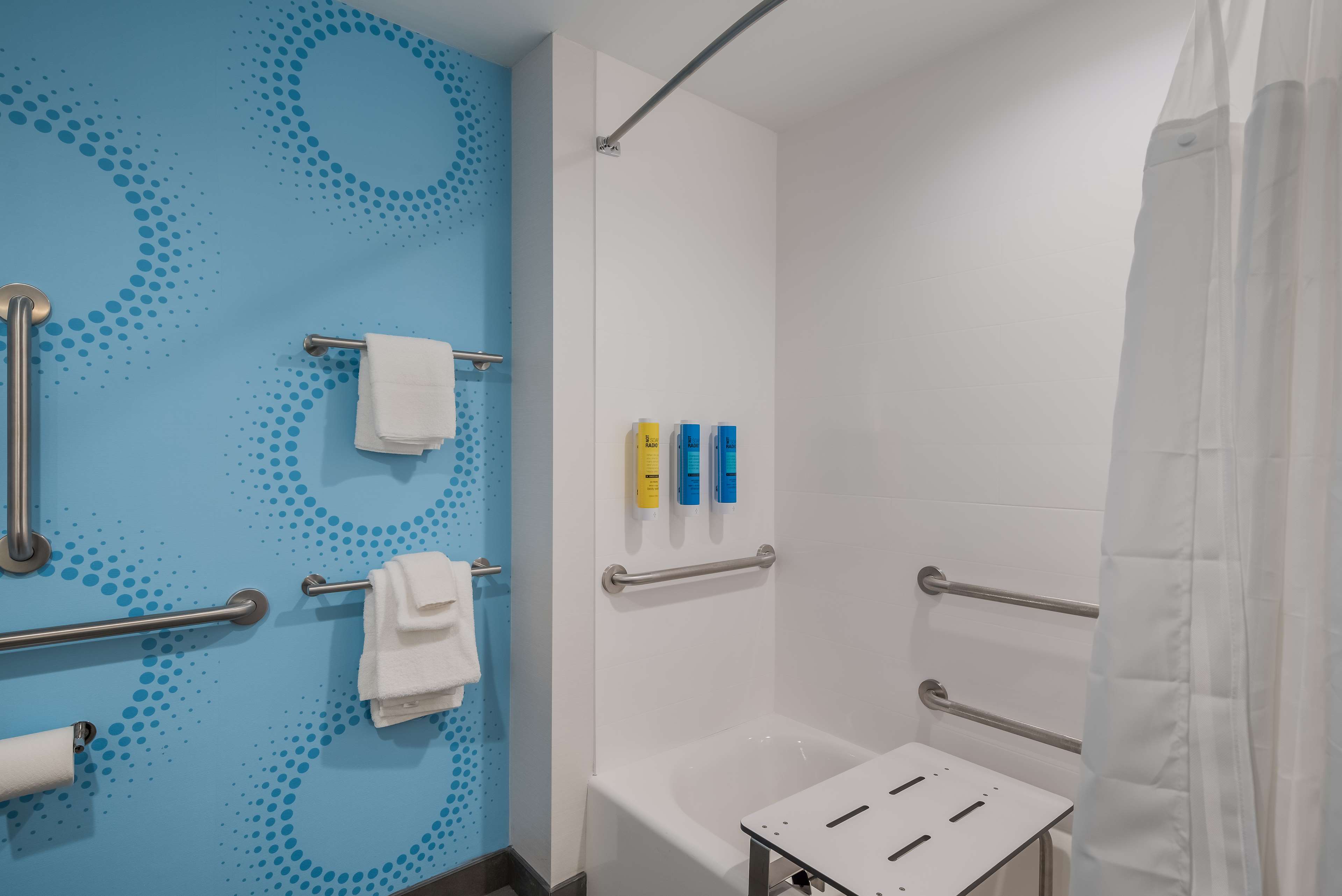 Tru by Hilton Greensboro - Tap to explore photos