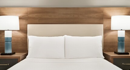 Candlewood Suites Boise - Towne Square, an IHG Hotel Room Type - 1 Queen Bed Studio Suite