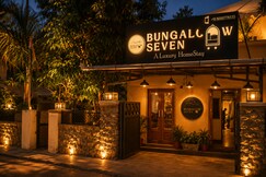 Bungalow Seven Homestay