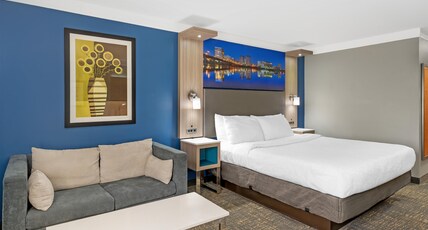 Best Western Plus Glen Allen Inn Room Type - 1 King Bed, Non-Smoking, Microwave And Refrigerator, Full Breakfast Best Western Plus Glen Allen Inn Room Type - 1 King Bed, Non-Smoking, Microwave And Refrigerator, Full Breakfast