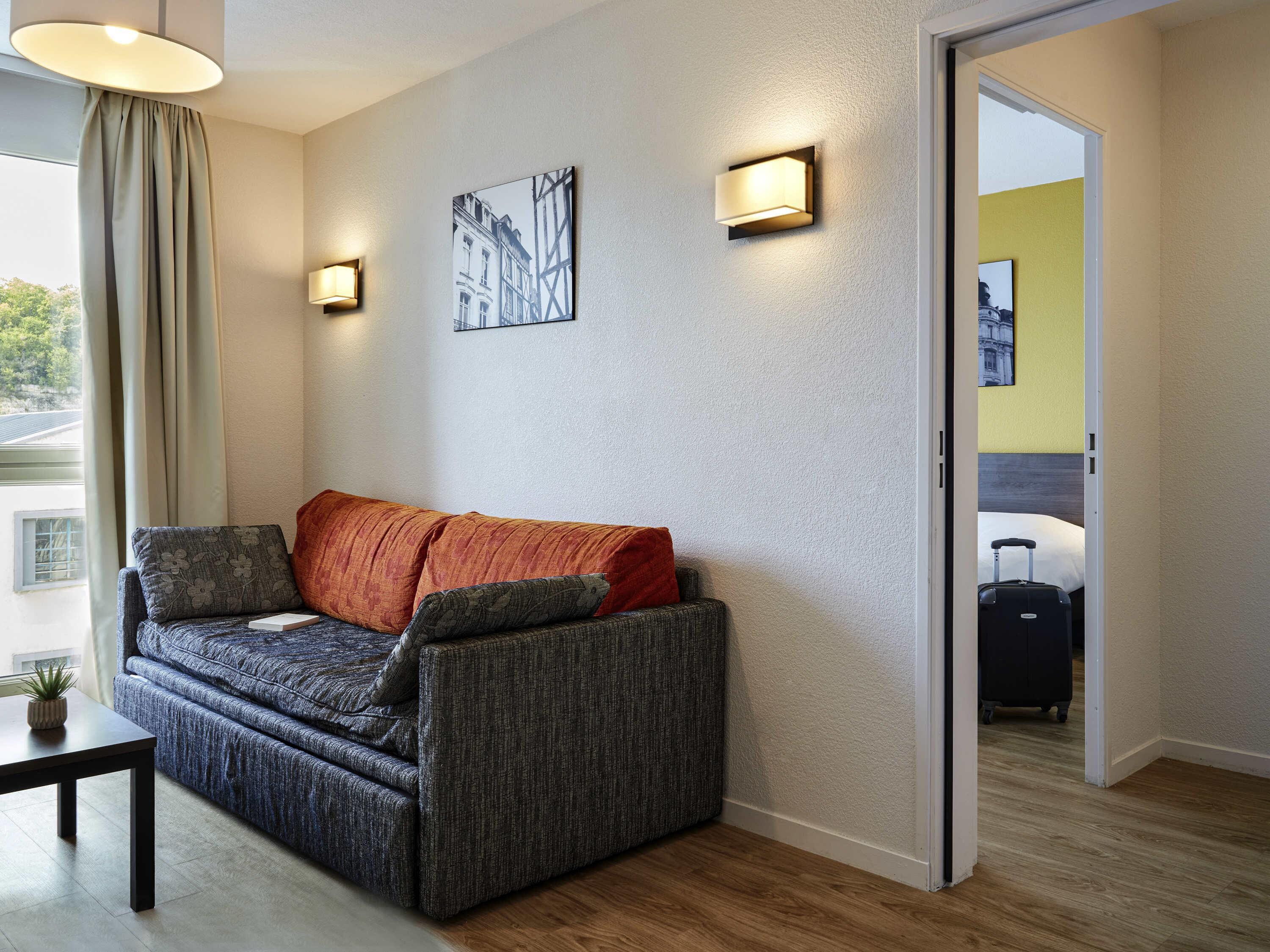 Aparthotel Adagio Access Poitiers - Tap to explore photos