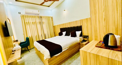 HOTEL PEEPAL STAR Room Type - STANDARD ROOM