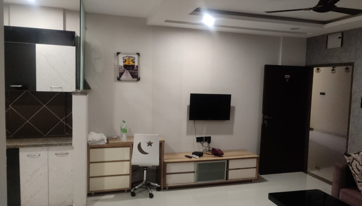 Avanse Millora STAY10 Service Apartment, Indore - Tap to explore photos