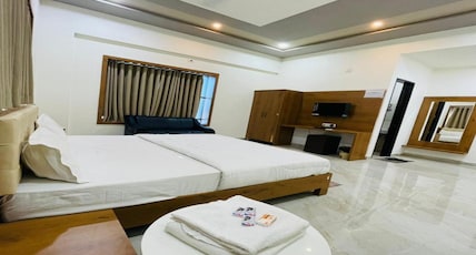 Hotel Shyam Way Room Type - Deluxe Room Hotel Shyam Way Room Type - Deluxe Room