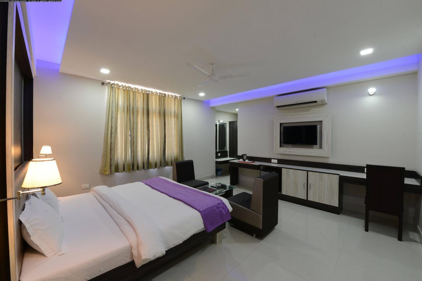 Hotel Heeralal - Tap to explore photos
