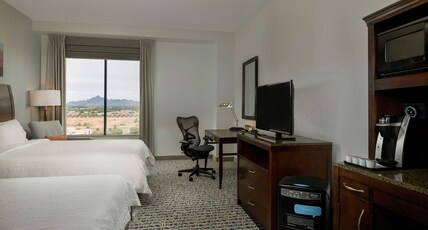 Hilton Garden Inn Phoenix Airport North Room Type - 2 QUEEN ACC RM W BATHTUB
