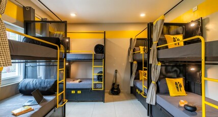 The Hosteller Dharamshala Room Type - Bed in 8 Bed Mixed Dormitory with Balcony and Forest View