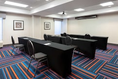 Hampton Inn Denver-Intl Airport