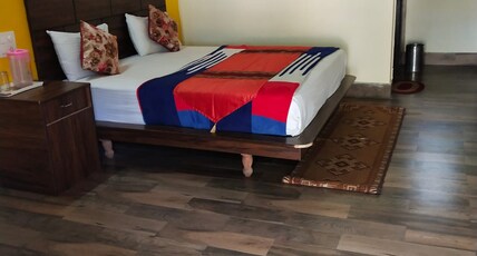 Nakshatra Resort Room Type - Deluxe Couple AC Cottages