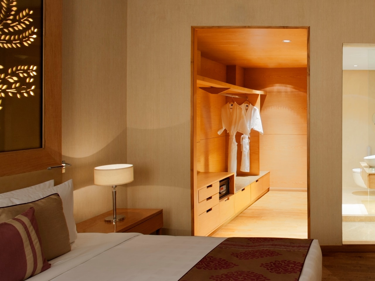 Radisson Blu New Delhi Dwarka - Tap to explore photos