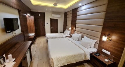 HOTEL FORTUNE PALACE Room Type - Fortune Royal