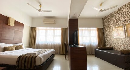 Hotel Park Plaza Room Type - Suite Room