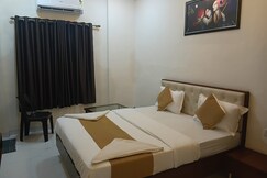 Yashmer Lodging and Boarding