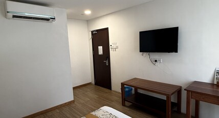 Palette - Bukit Mata Boutique Hotel Room Type - Deluxe Queen Room - With Window