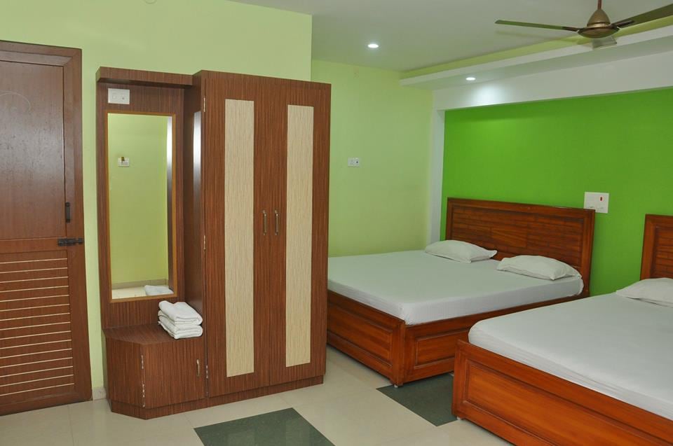 Hotel Duwaraka - Tap to explore photos