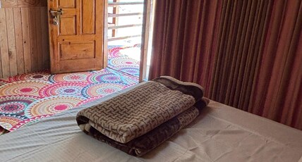 SNOW PINE HOME STAY Room Type - Room 3