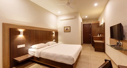 Hotel Classic Mid Town Room Type - Classic AC Room