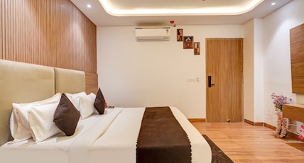 Hotel Olive Aero Suites By Rs Group (Delhi Airport) Room Type - Superior King Room With front View Free WIFI Hotel Olive Aero Suites By Rs Group (Delhi Airport) Room Type - Superior King Room With front View Free WIFI