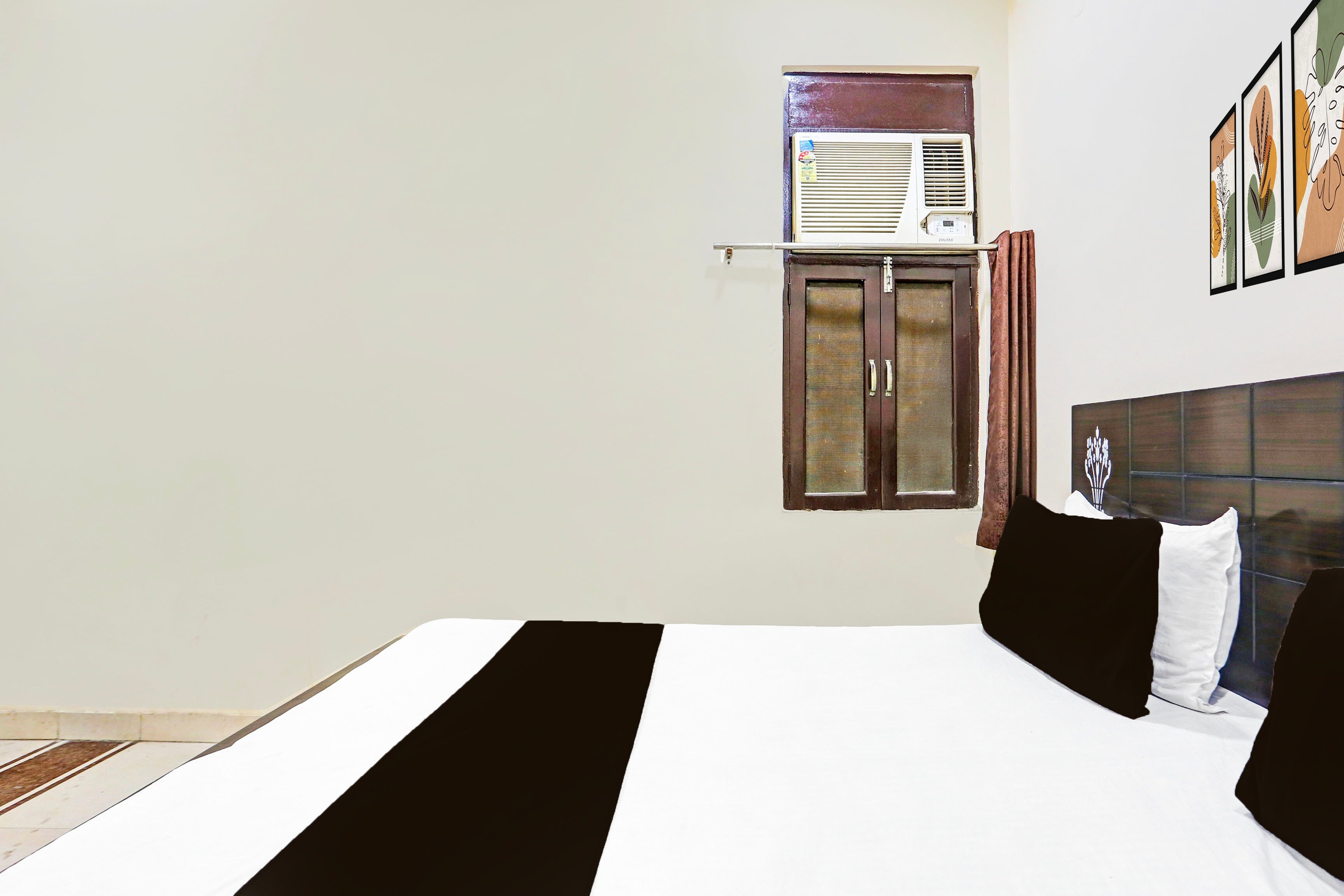 Hotel O M.G RESIDENCY - Tap to explore photos