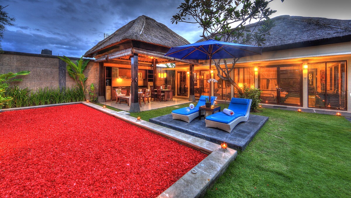 Bali Rich Villas - Tap to explore photos