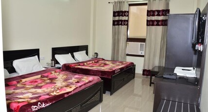 DEV BHOOMI GUEST HOUSE Room Type - Four Bedded Ac Room